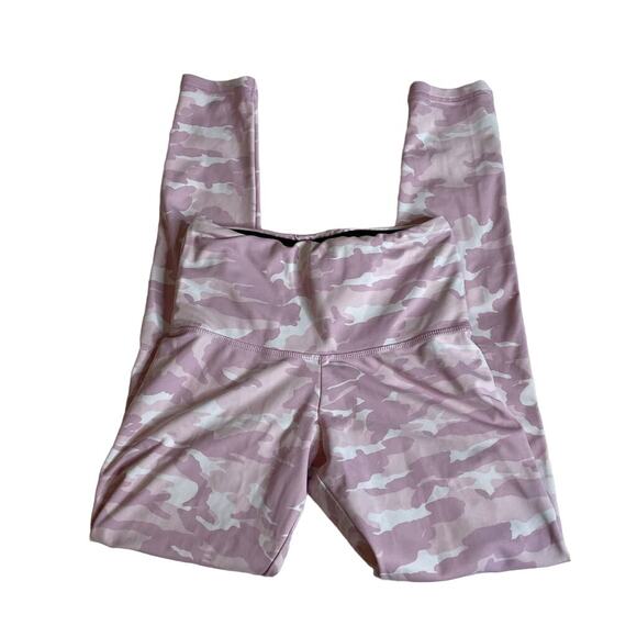 STRUT THIS Baby Pink Camo Full Length High Waisted Leggings - Picture 1 of 5